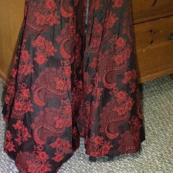 Queen of hearts! Red and black H&R dress! - Picture 11 of 12